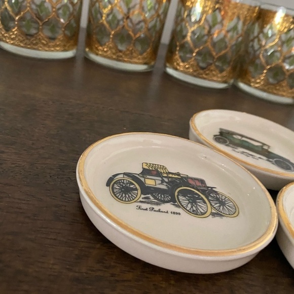 4 very collectible vintage HYALYN mini trinket dishes - Picture 5 of 9